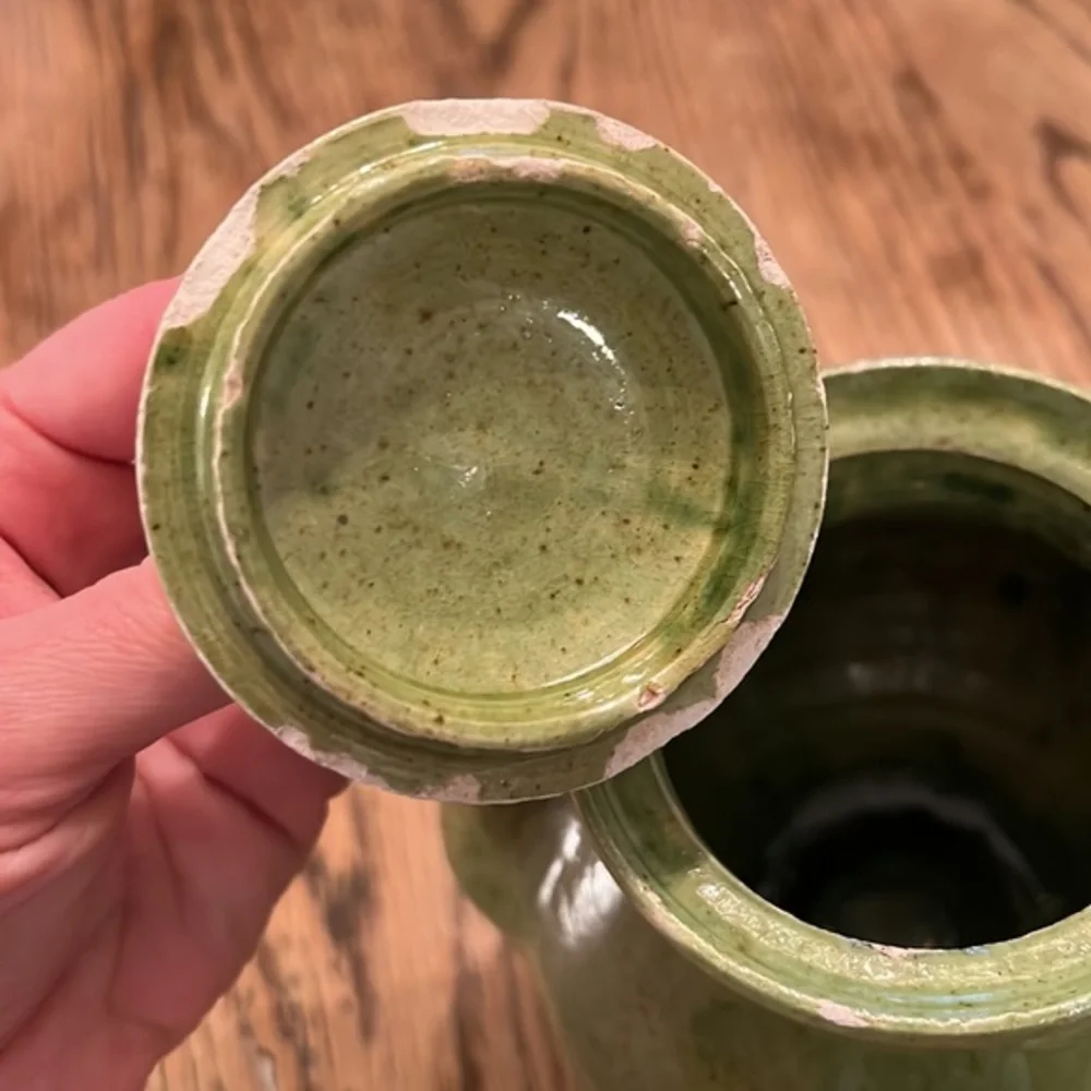VINTAGE CERAMIC MATCHA GREEN AND SPECKLE BROWN TEAPOT WITH HANDLE AND LID